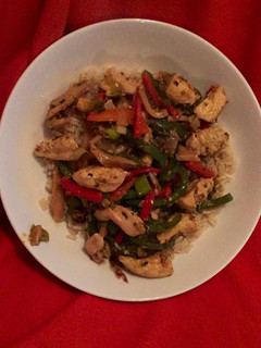 Una foto de Wok de pollo, sano fácil y rico