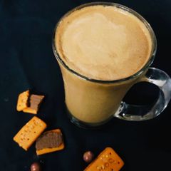 A picture of Bourbon biscuit milkshake.