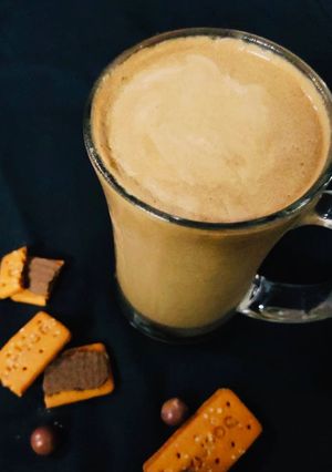 A picture of Bourbon biscuit milkshake.