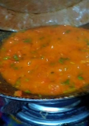 A picture of Tomato chutney.