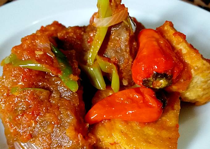 Dendeng balado (daging sapi)