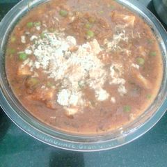A picture of Matar paneer.