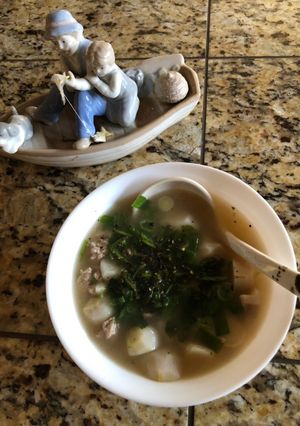 Hình của món Canh khoai sọ nấu thịt băm.
