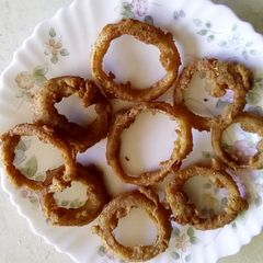 A picture of Onion rings.