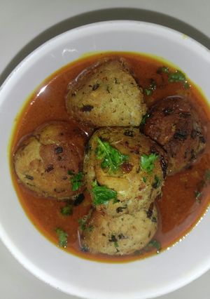 A picture of Chicken kofta curry.