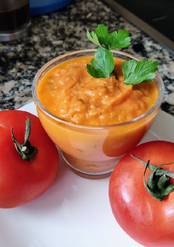 Una foto de Salsa de tomate natural