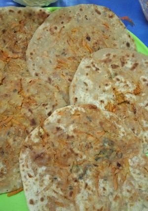 A picture of Carrot paratha.