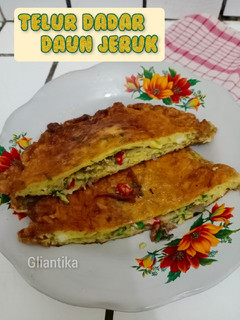 Foto resep Telur Dadar Daun Jeruk