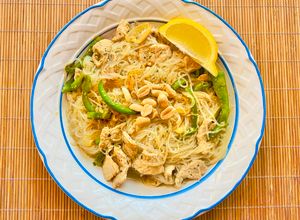 Foto principal de Pad thai casero saludable