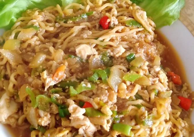 Resep Kreasi Indomie Goreng Oleh Andi Atasya Ardianti - Cookpad