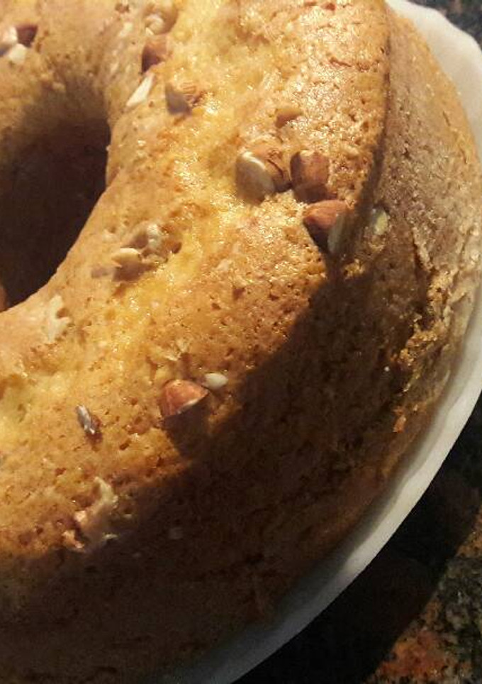 Una foto de Budín de almendras y nueces