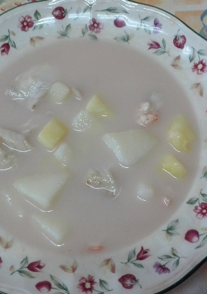 Una foto de Gazpachuelo malagueño hecho en thermomix
