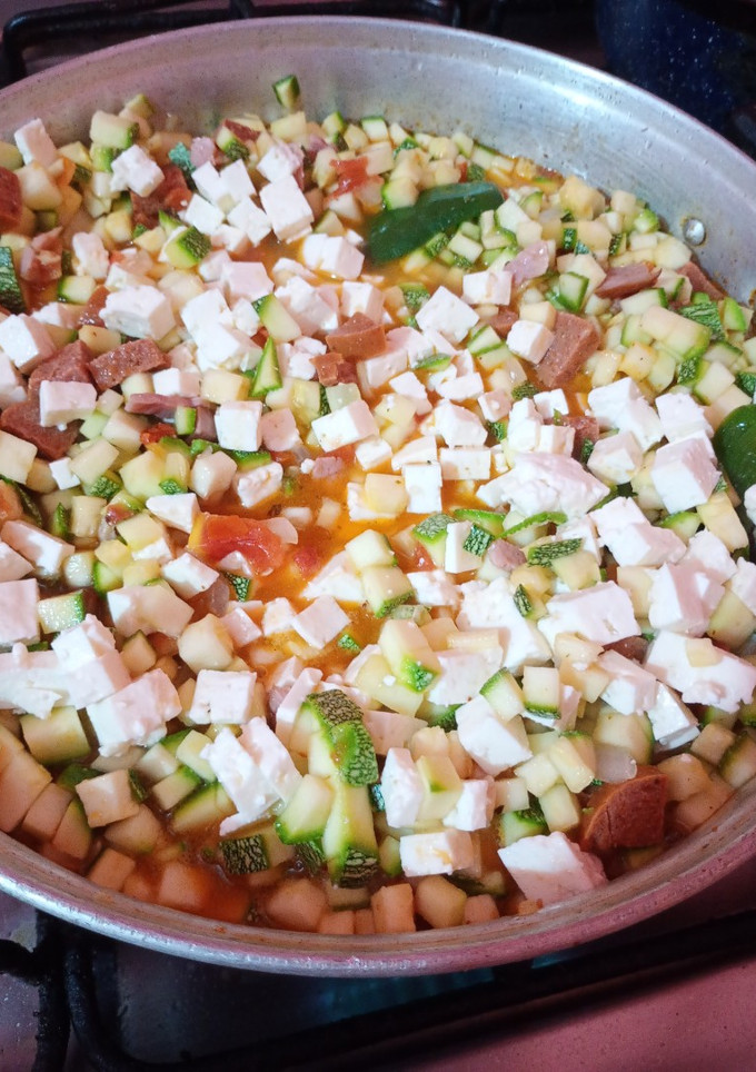 Una foto de Calabacitas entomatadas c/queso