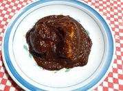 Una foto de salsa criolla