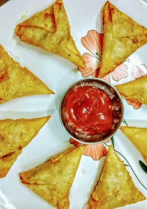A picture of Mini samosas.