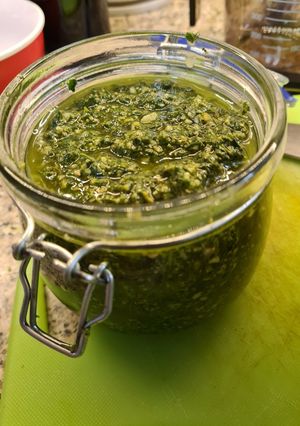 Una foto de Pesto