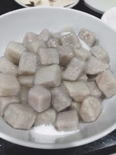 Hình của món Thạch khoai môn ún trà sữa.