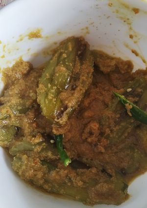 A picture of Parwal dahi posto.