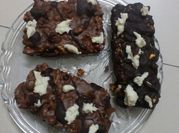 A picture of jaggery murmura