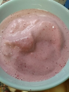 Una foto de Receta saludable para diabetes: helado de fresa y plátano
