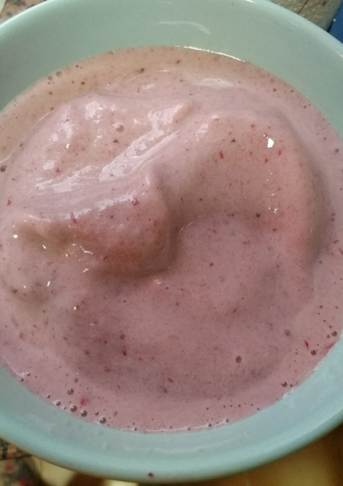 Una foto de Receta saludable para diabetes: helado de fresa y plátano