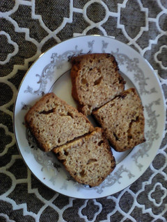 A picture of Cake with dates.