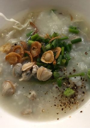 Hình của món Cháo hến.