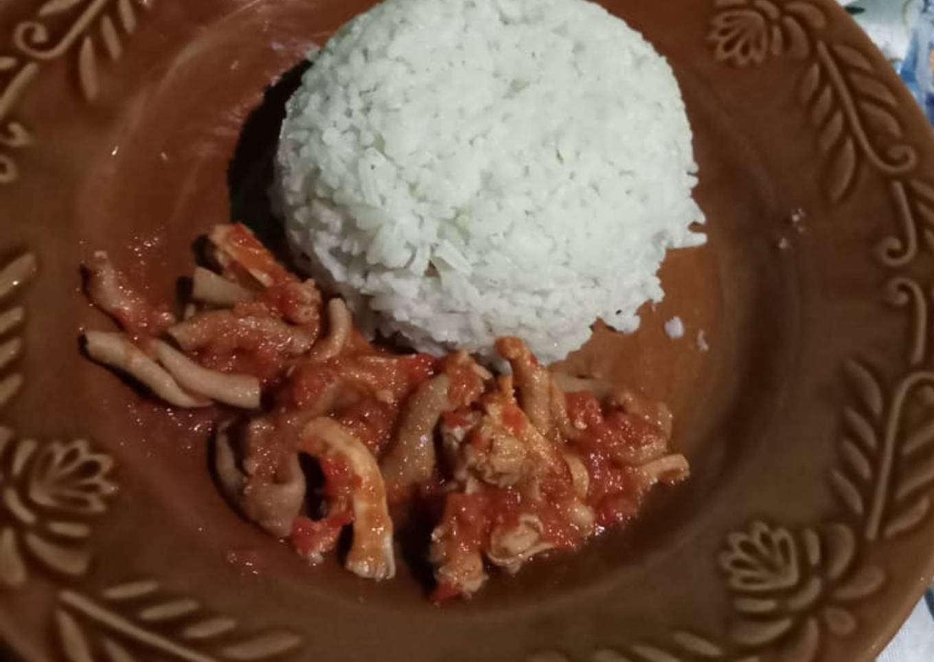 Usus dan ayam bumbu pedas