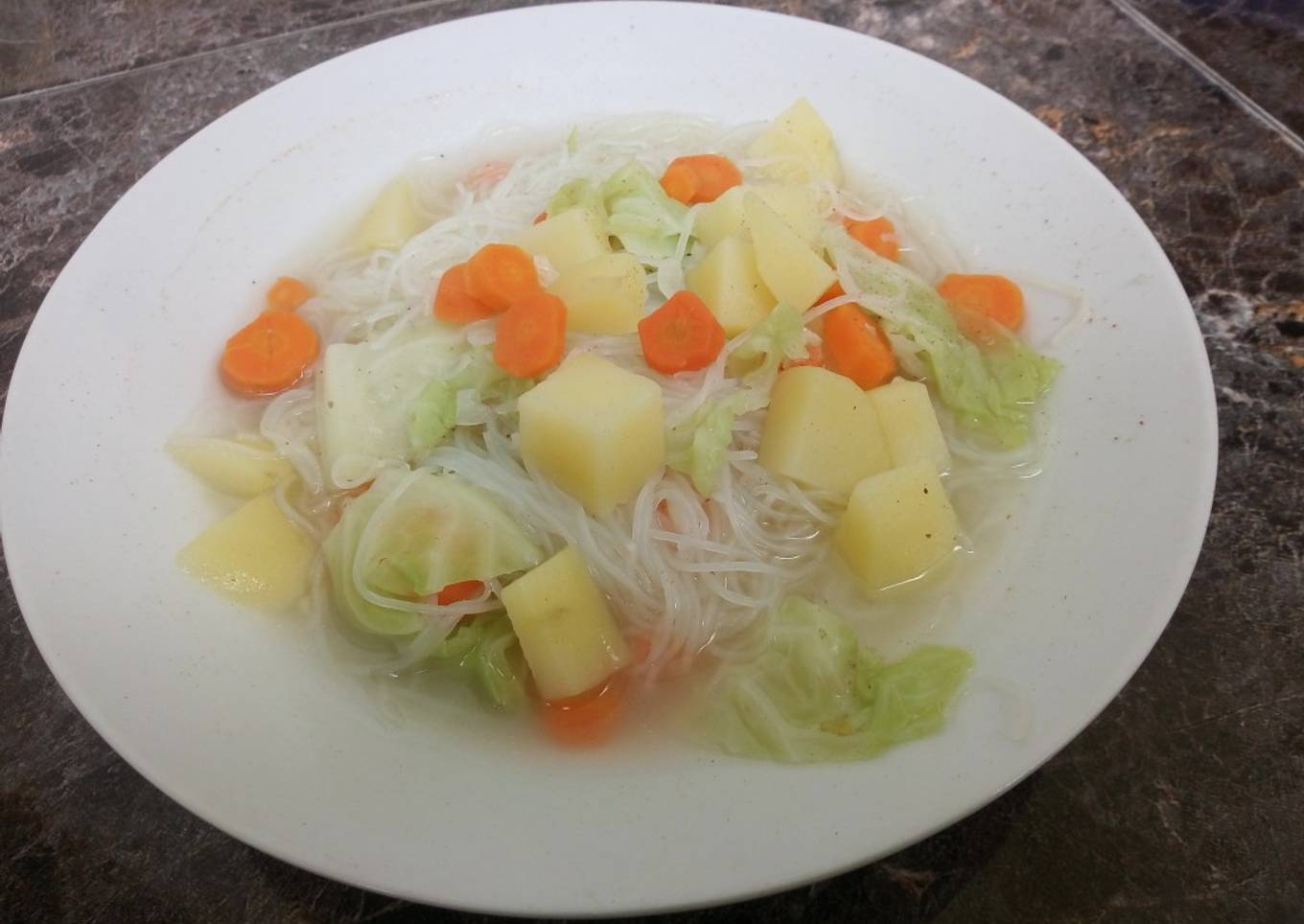 Sayur sop bihun jagung (menu sehat)