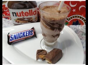 صورة لوصفة ميلك شيك السنكرز 😋