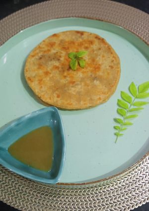 A picture of Bihari Makuni Paratha.