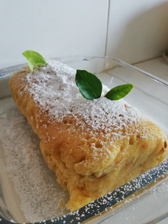 Una foto de Jellyroll de limón