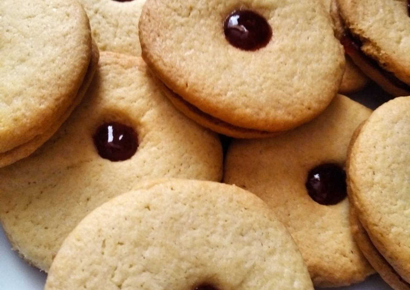 Bocaditos de galleta con mermelada
