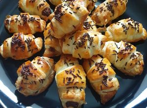 Foto principal de Croissants de hojaldre con chocolate
