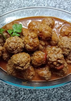 Una foto de Albóndigas con tuco