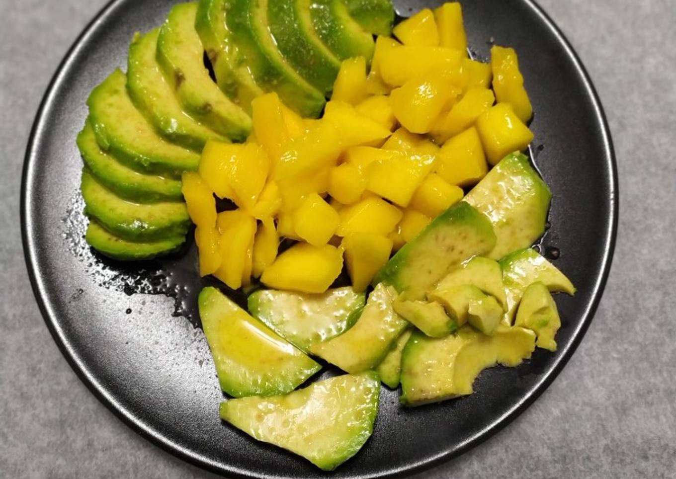 Ensalada de aguacate y mango
