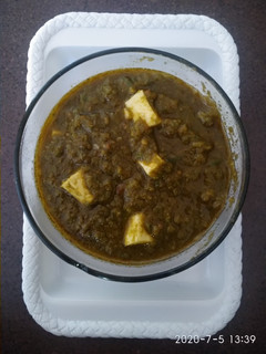 पालक पनीर (Palak Paneer recipe in Hindi) रेसिपी मुख्य फोटो