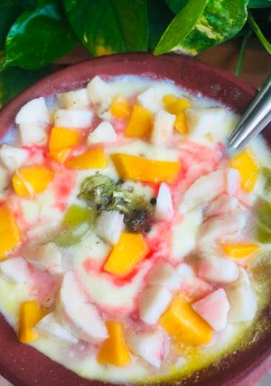 A picture of Mixed Fruit lassi.