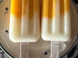 Helado de mango y coco con yogur