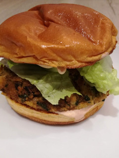 Una foto de Hamburguesa de falafel