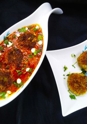 A picture of Lauki Kofta Curry.