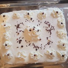 A picture of Best snowy Christmas cake.