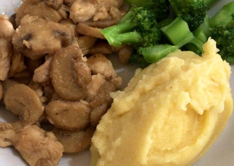 Cara Menghidangkan Mashed potato with chicken mushroom Untuk Pemula!