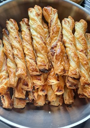 Csavart sajtos leveles recept fotója