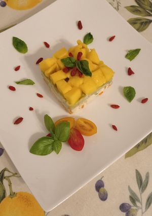 Foto di Tartare avocado, mango e surimi