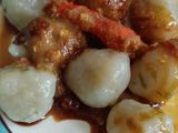 Cilok bumbu kacang