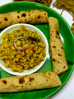 மசாலா முட்டை பொரியல்(masala muttai poriyal recipe in tamil) செய்முறை முக்கிய புகைப்படம்