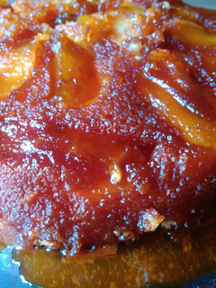 Una foto de Torta invertida de manzana