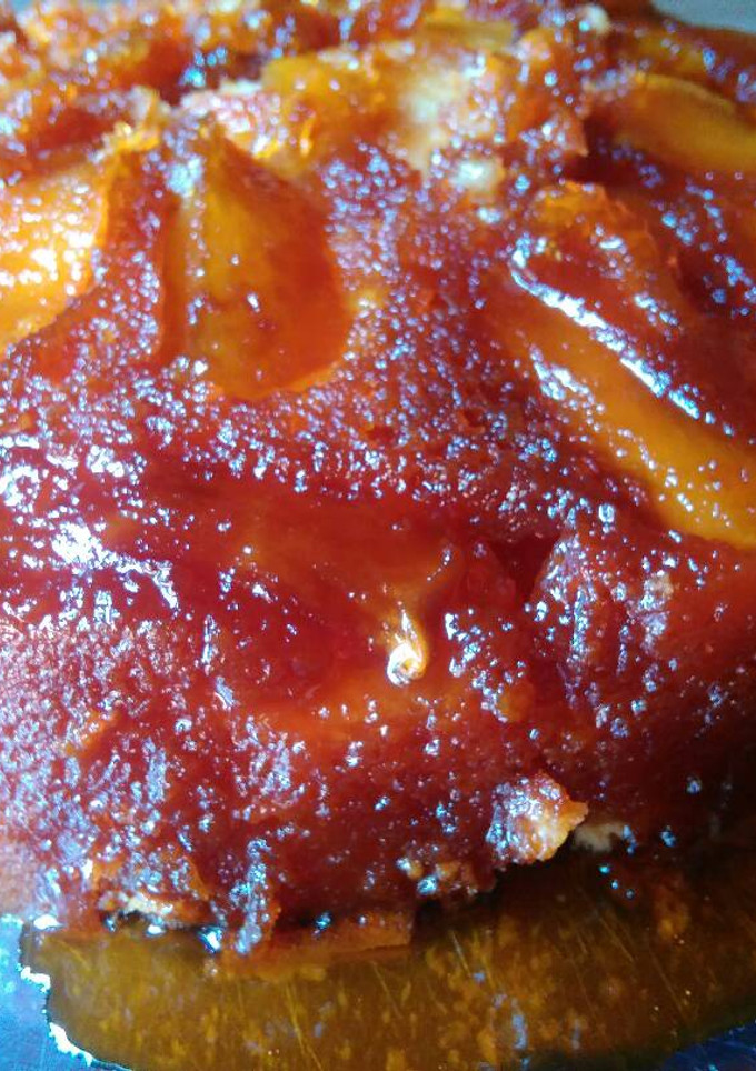 Una foto de Torta invertida de manzana