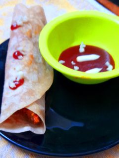 વેજ મેયો રોલ (Veg Mayo Roll Recipe in Gujarati) રેસીપી મુખ્ય ફોટો